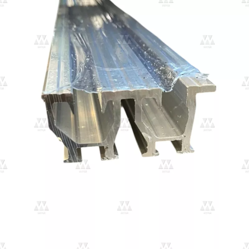 1030245P110 | REINFORCED SILL PROFILE TYPE 11 R/L VARIANT WITHOUT DRAIN SLOTS CO=1100 L=1690MM